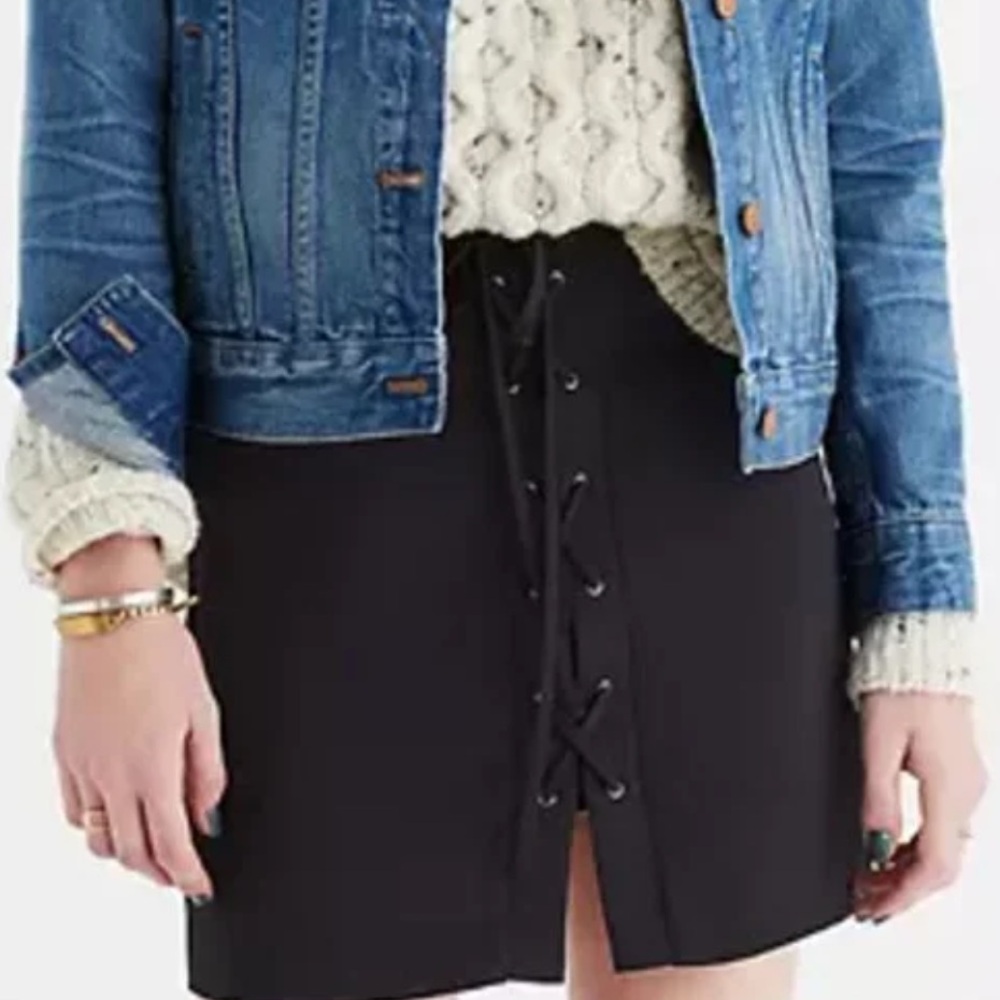 Elegant Black Lace-Up Skirt Madewell